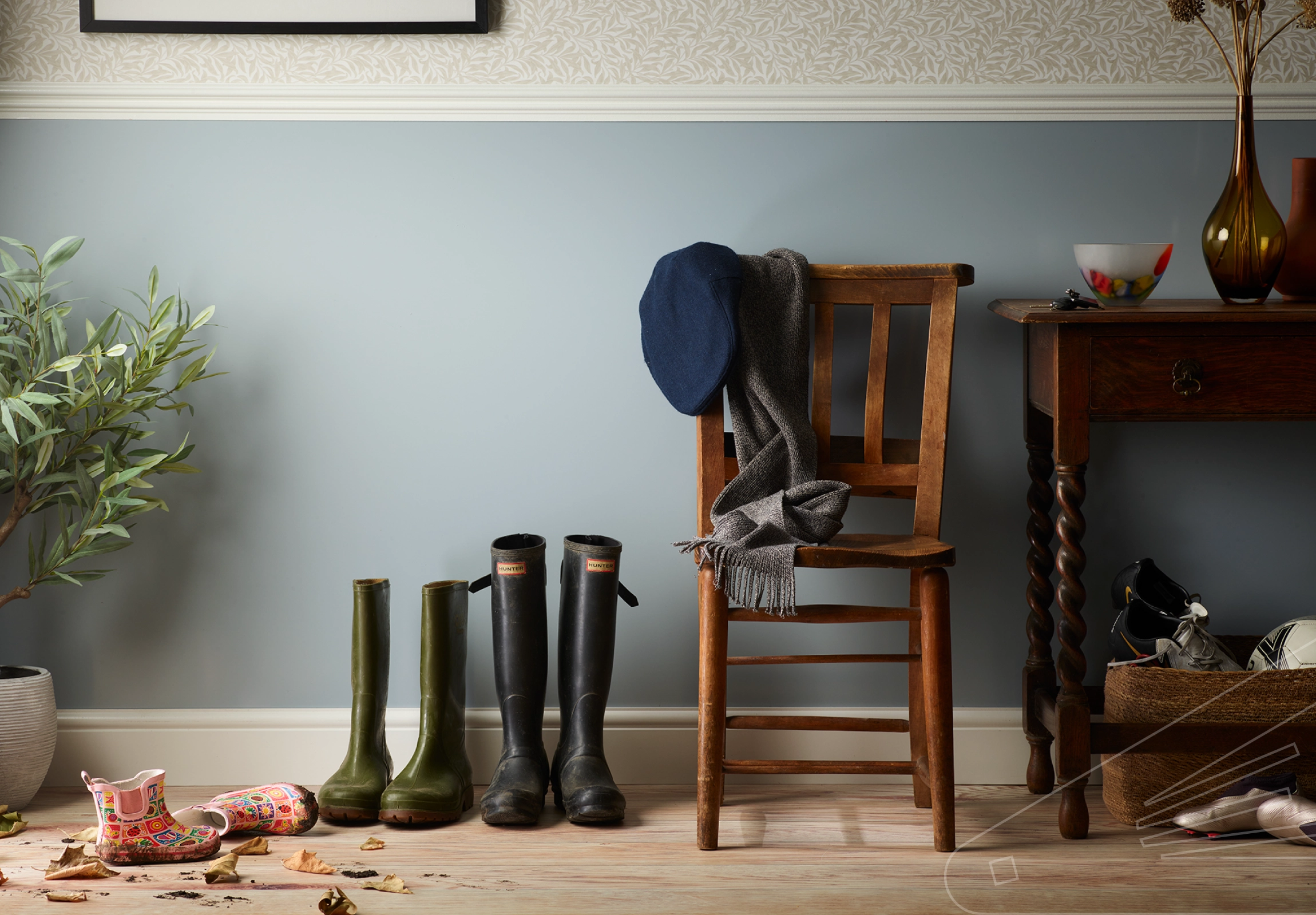 Dove Satin Cladding installed in a Hallway.
