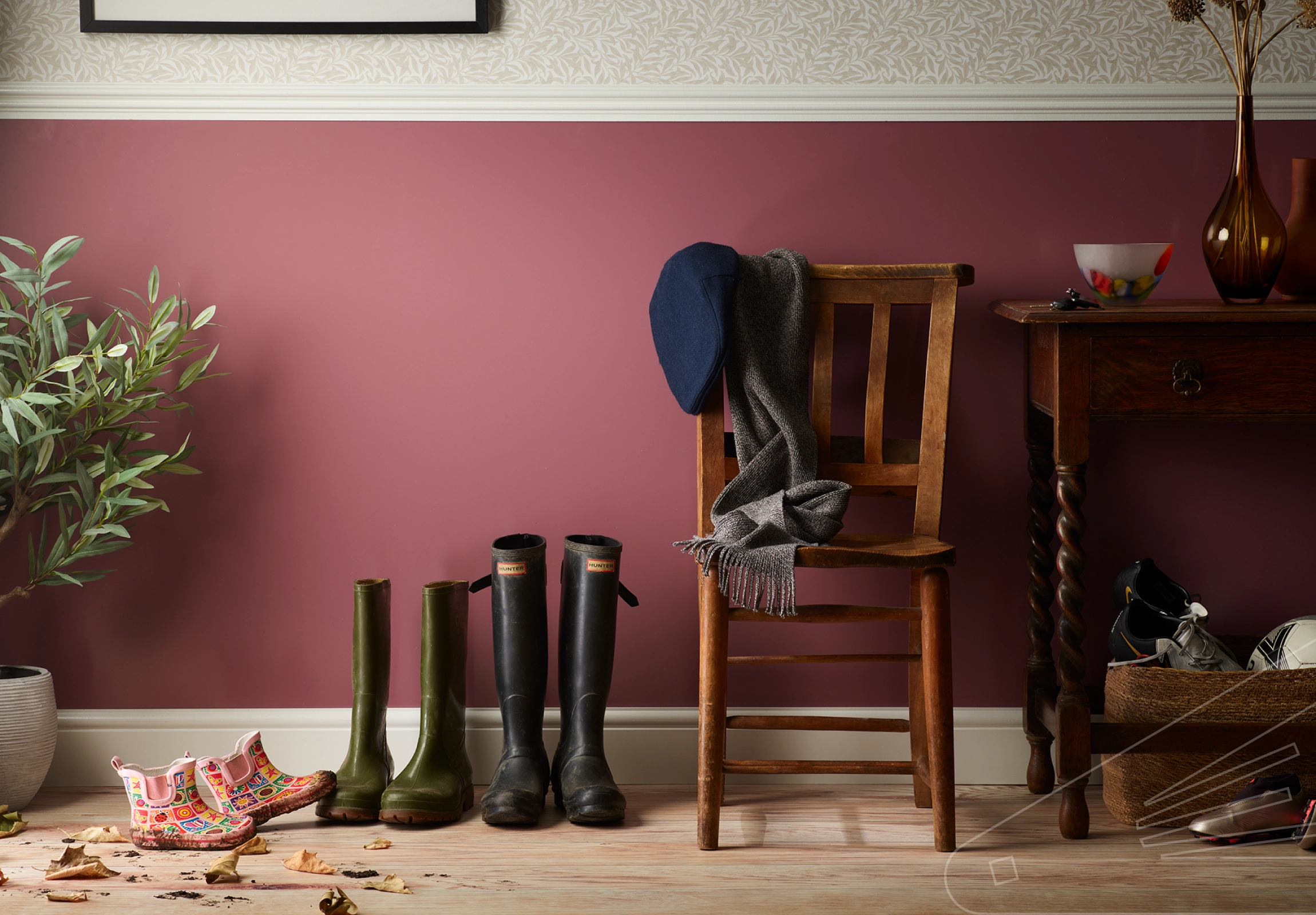 Rosewood Satin Cladding installed in a Hallway.